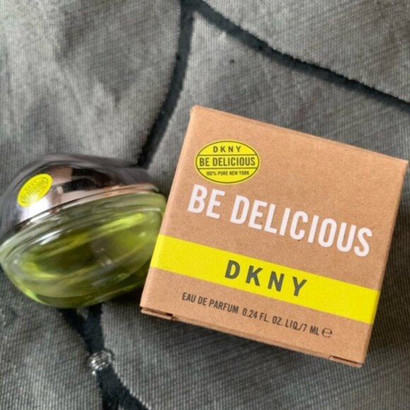 Brand New in Box DKNY Be Delicious Mini - Picture 2 of 4